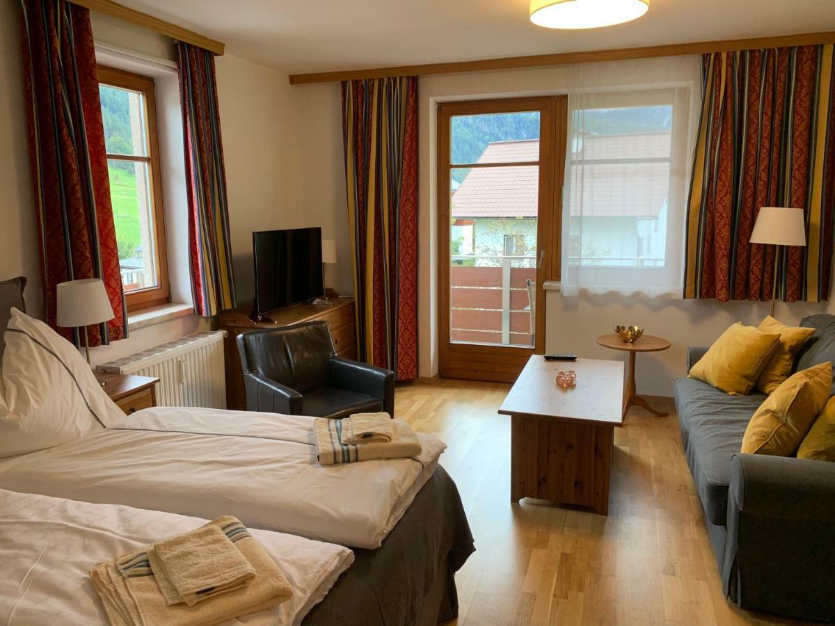 Dachstein Mountainview Gosau Apartment ภายนอก รูปภาพ